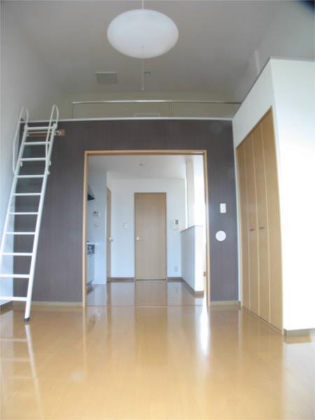 ��ʌ��������܎s��{��听���R���ڂ̃}���V�����̋��ԁE���r���O