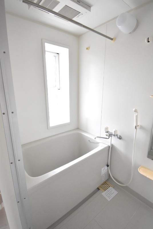 ��ʌ��������܎s��{��听���R���ڂ̃}���V�����̃o�X