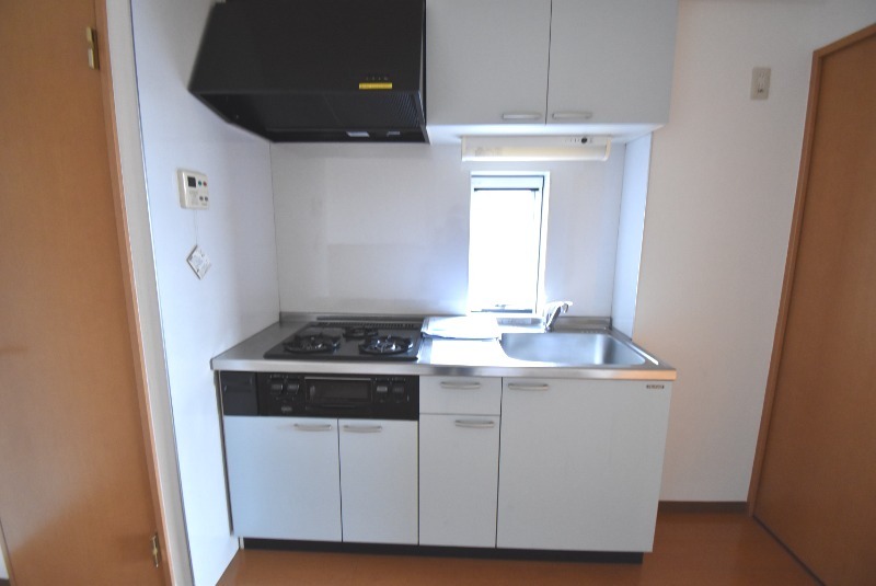 ��ʌ��������܎s��{��听���R���ڂ̃}���V�����̃L�b�`��