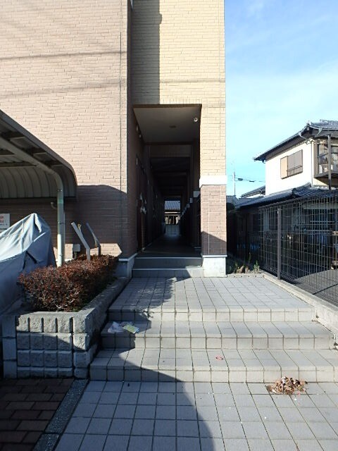 ��ʌ��������܎s��{��听���R���ڂ̃}���V�����̃G���g�����X