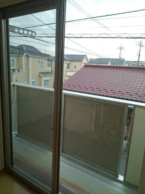 ��ʌ�����s�ђ��̃A�p�[�g�̃o���R�j�[