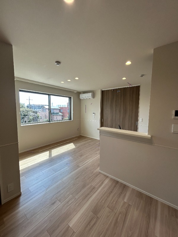 ��ʌ��������܎s�����扺�����R���ڂ̃}���V�����̋����E���r���O