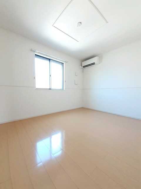 ��ʌ��@�c�s���V�h�U���ڂ̃A�p�[�g�̂��̑������E�X�y�[�X