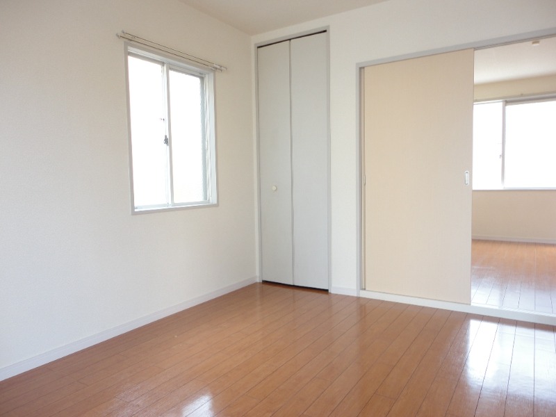 ��ʌ��������܎s������厚�쒆��̃A�p�[�g�̂��̑������E�X�y�[�X