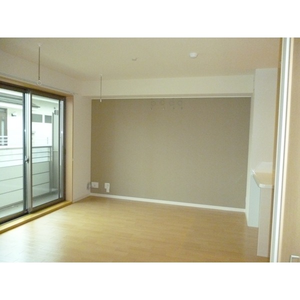 ��ʌ�����s�؂R���ڂ̃}���V�����̂��̑��ݔ�