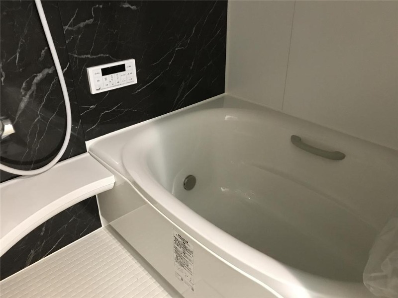 ��ʌ��������܎s��΋�{���P���ڂ̃A�p�[�g�̃o�X