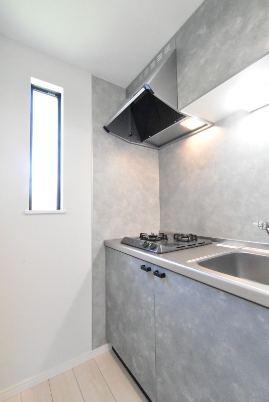 ��ʌ�����s���ԂP���ڂ̃A�p�[�g�̃L�b�`��