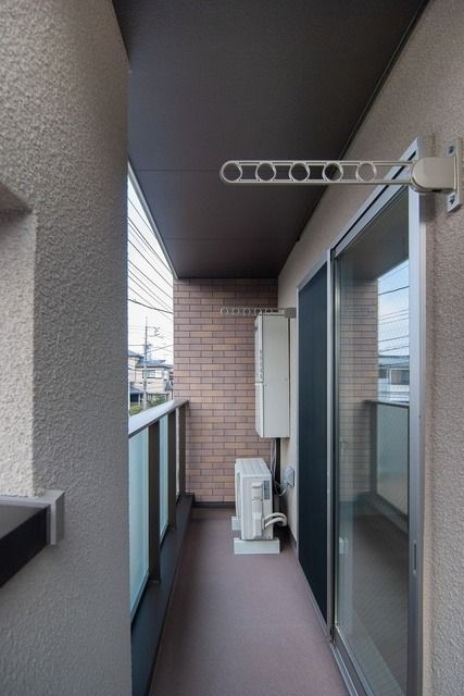 ��ʌ��������܎s�΋摾�c�E�P���ڂ̃A�p�[�g�̃o���R�j�[