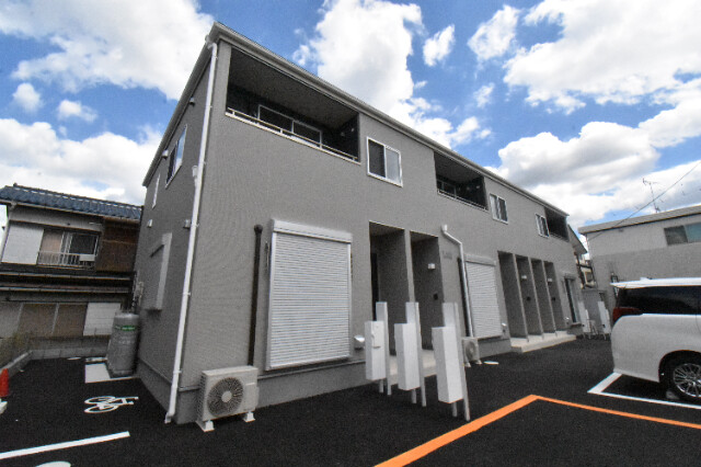 ��ʌ�����s���s�k�P���ڂ̃A�p�[�g�̌����O��