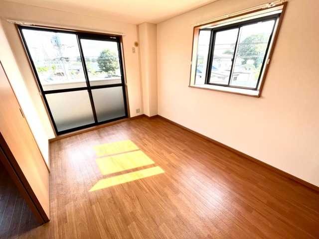 ��ʌ��������܎s��΋�厚���v�ۂ̃}���V�����̋����E���r���O