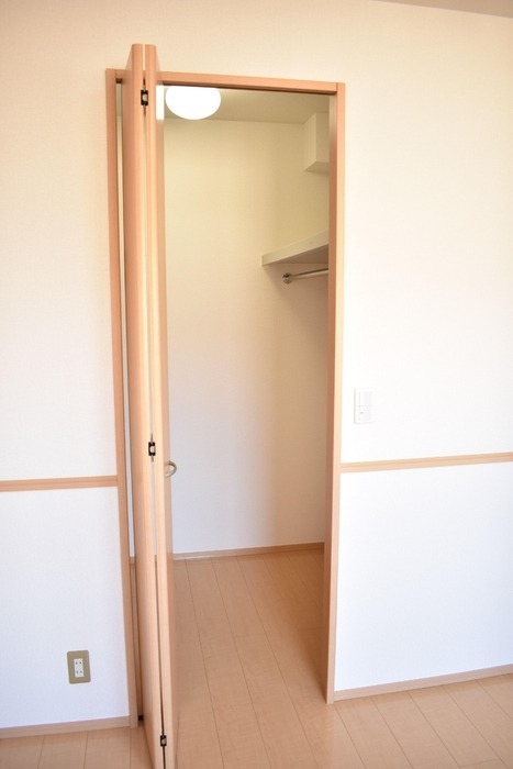 ��ʌ��������܎s����厚�󗈂̃A�p�[�g�̎��[