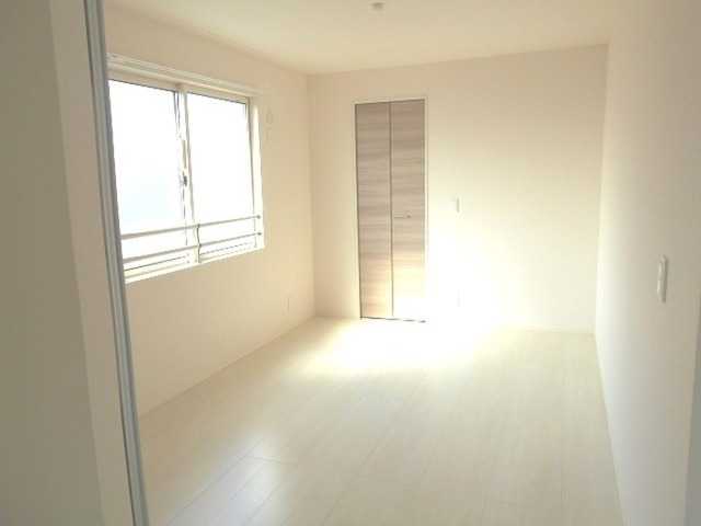 ��ʌ��������܎s�΋�厚��Ԗ؂̃A�p�[�g�̂��̑������E�X�y�[�X