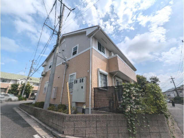 ��ʌ��������܎s��΋摾�c�Q���ڂ̃A�p�[�g�̌����O��