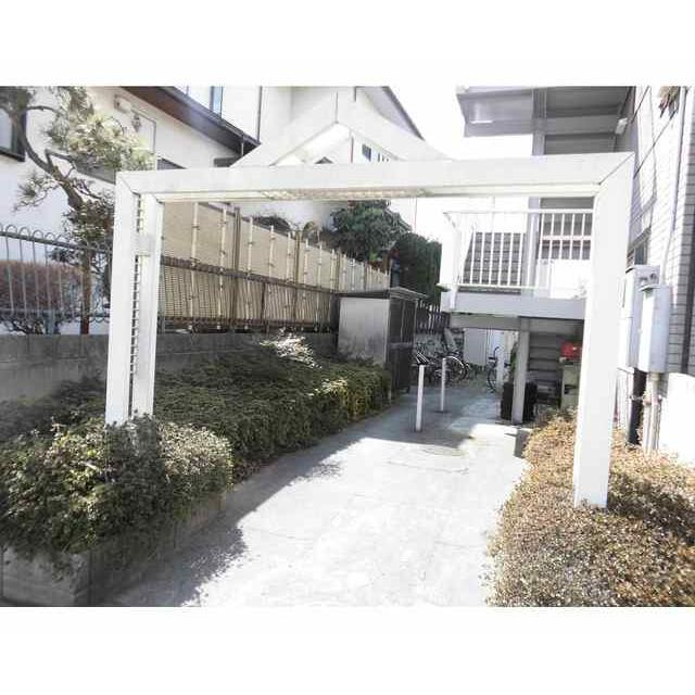 ��ʌ��������܎s����厚�_�c�̃}���V�����̃G���g�����X