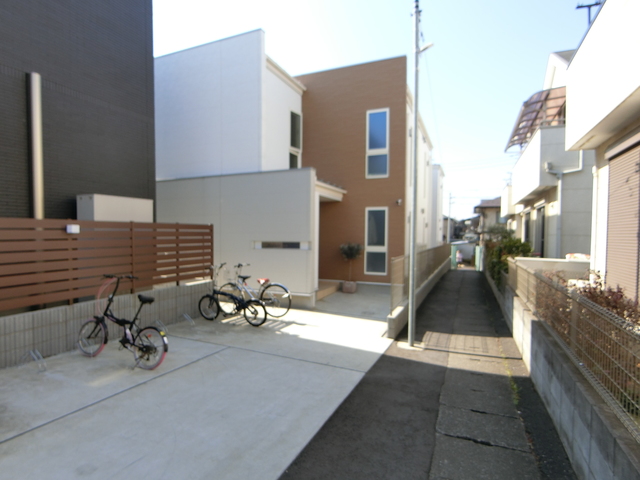 ��ʌ��������܎s��΋���q�P����2-11�̃A�p�[�g�̌����O��