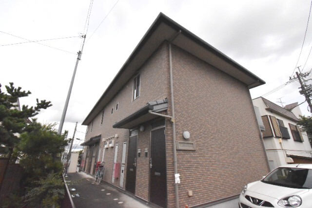 ��ʌ�����s�����R����2-17�̃A�p�[�g�̌����O��