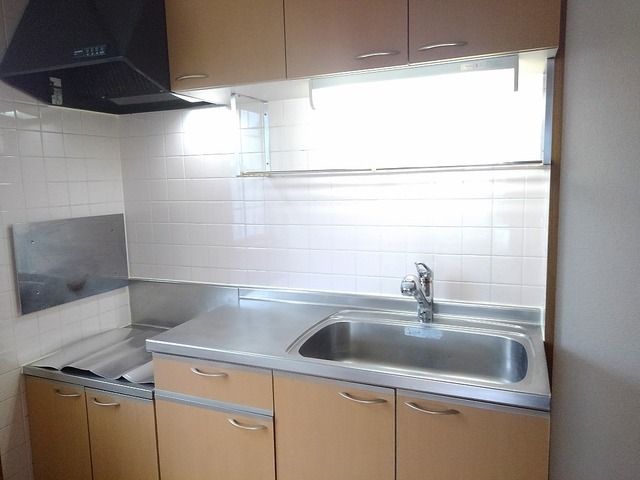 ��ʌ������s�������̃A�p�[�g�̃L�b�`��