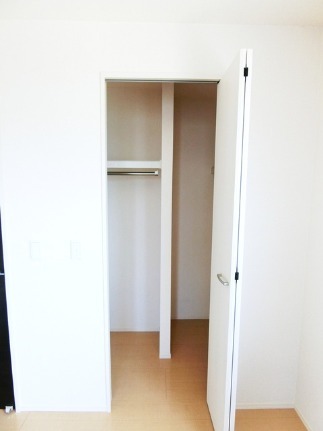 ��ʌ��k�����S�ɓޒ��厚�����̃A�p�[�g�̎��[