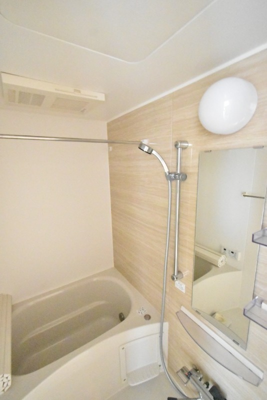 ��ʌ��������܎s�΋�����S���ڂ̃A�p�[�g�̃o�X