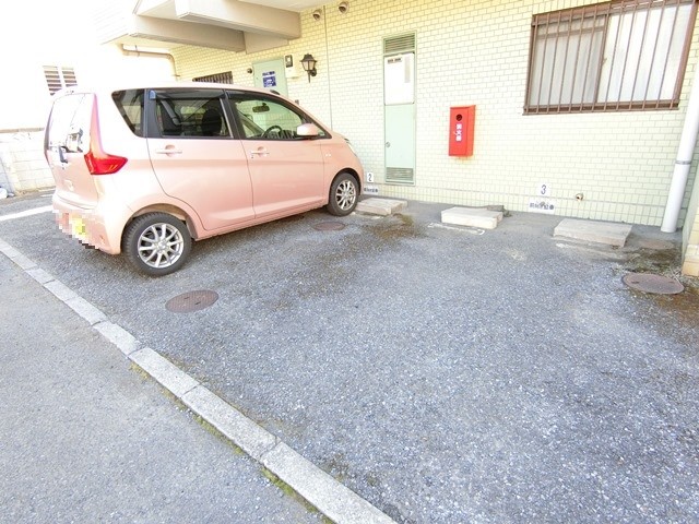 ��ʌ��������܎s�k�擌�听���P���ڂ̃}���V�����̒��ԏ�