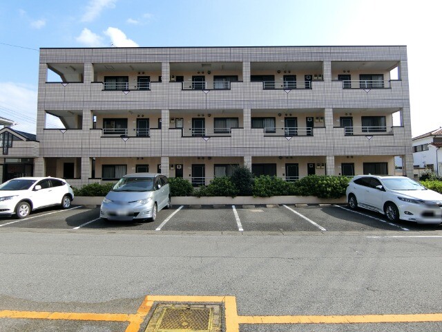 ��ʌ��@�c�s�n���Q���ڂ̃}���V�����̒��ԏ�