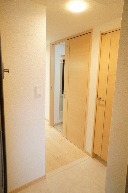 ��ʌ��������܎s���搼�x�W���ڂ̃}���V�����̌���