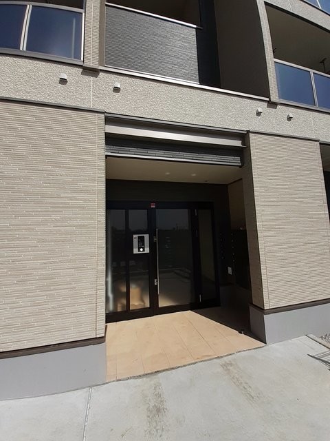 ��ʌ��������܎s����厚�w��̃A�p�[�g�̃G���g�����X