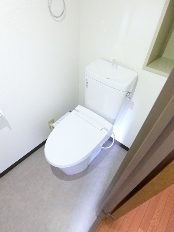 ��ʌ��������܎s������厚����O�̃}���V�����̃g�C��