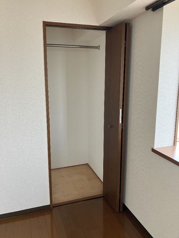 ��ʌ��t�����s��g�c�̃}���V�����̎��[