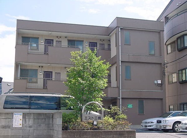 ��ʌ��������܎s��{��O���P����1500�̃}���V�����̌����O��