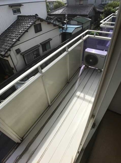 ��ʌ��������܎s��΋擌���Q���ڂ̃}���V�����̃o���R�j�[