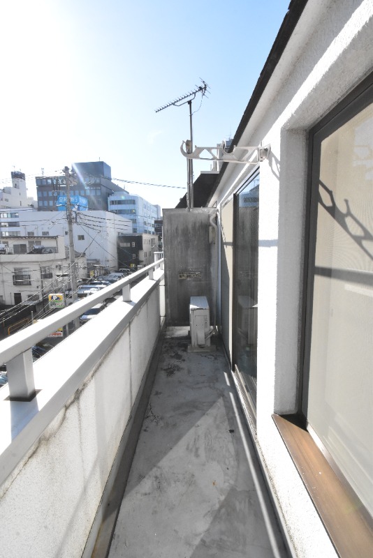 ��ʌ��������܎s��{�扺���Q���ڂ̃}���V�����̃o���R�j�[