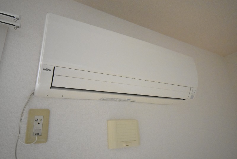 ��ʌ�����s�厚�����̃A�p�[�g�̂��̑��ݔ�