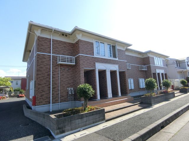 ��ʌ��k�����S�ɓޒ����h��Q����77�̃A�p�[�g�̌����O��