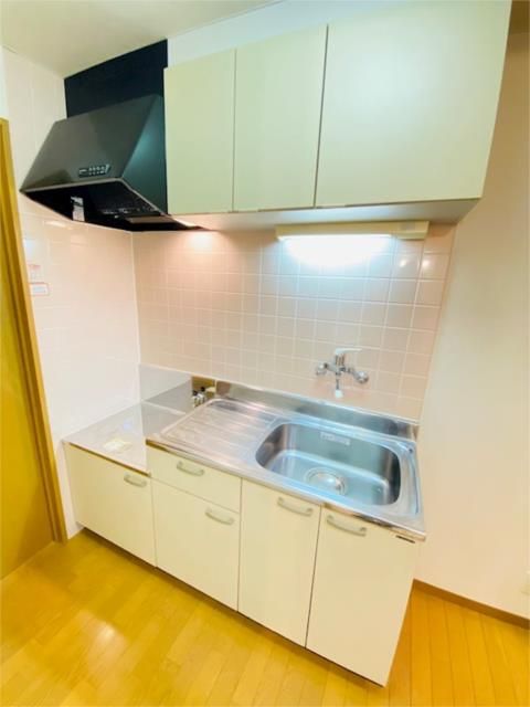 ��ʌ��z�J�s�ԎR���P���ڂ̃}���V�����̃L�b�`��