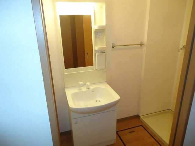 ��ʌ��@�c�s���m�؂P���ڂ̃}���V�����̐��ʏ�