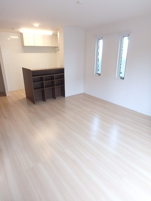 ��ʌ��������܎s���搼��{�S���ڂ̃A�p�[�g�̋��ԁE���r���O