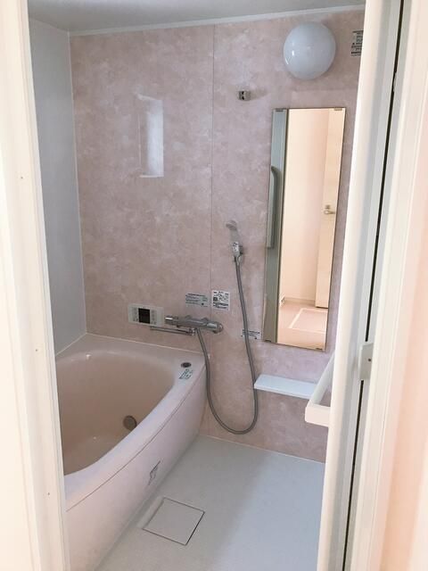 ��ʌ��������܎s�΋�����R���ڂ̃A�p�[�g�̃o�X