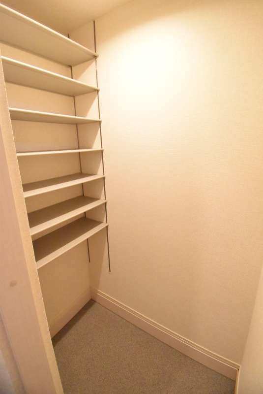 ��ʌ��������܎s�Y�a��{���R���ڂ̃A�p�[�g�̌���