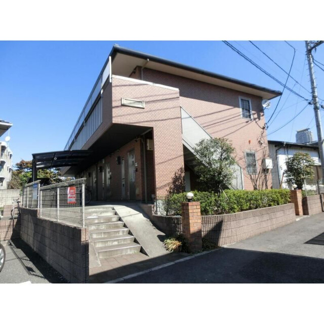 ��ʌ�����s���R���̃A�p�[�g�̌����O��