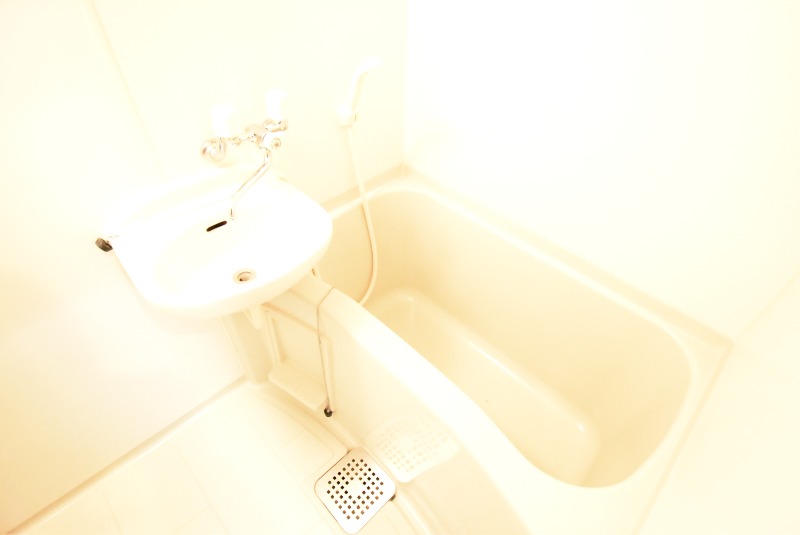 ��ʌ�����s�Ԉ�R���ڂ̃}���V�����̐��ʏ�