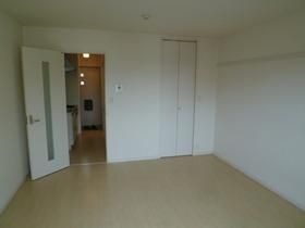 ��ʌ�����s���R���̃A�p�[�g�̂��̑������E�X�y�[�X