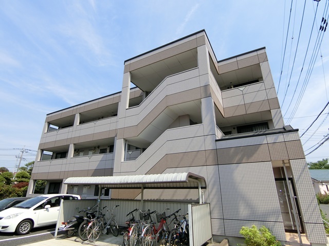 ��ʌ��@�c�s�@�c�R����84�̃}���V�����̌����O��