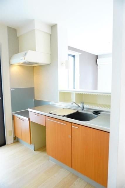 ��ʌ������s���h�Q���ڂ̃A�p�[�g�̃L�b�`��