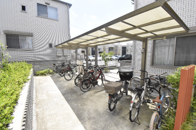 ��ʌ��������܎s���搼��{�R���ڂ̃A�p�[�g�̂��̑�