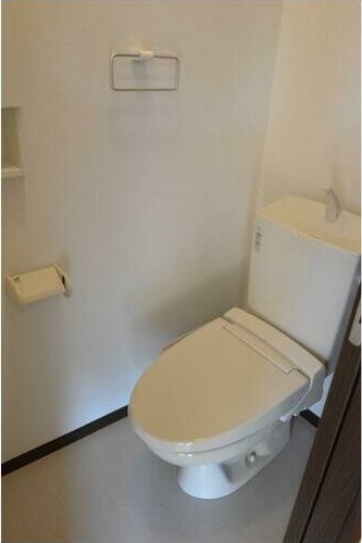 ��ʌ��������܎s��{��O���Q���ڂ̃A�p�[�g�̃g�C��