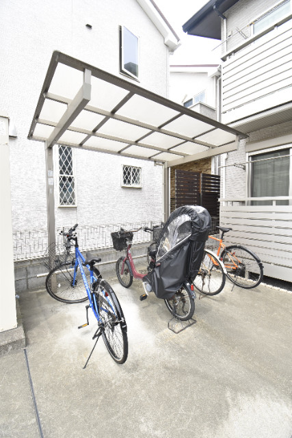 ��ʌ��������܎s��{��O���Q���ڂ̃A�p�[�g�̂��̑�