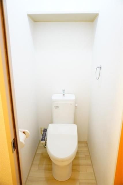 ��ʌ������s���h�Q���ڂ̃A�p�[�g�̃g�C��