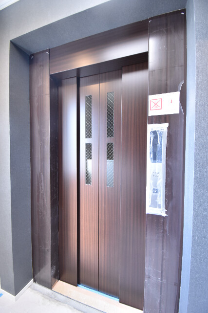 ��ʌ��������܎s��{��x�̓����P���ڂ̃}���V�����̃G���g�����X