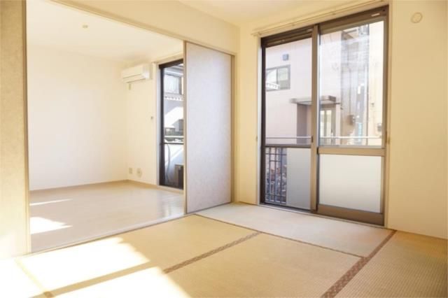 ��ʌ������s���h�Q���ڂ̃A�p�[�g�̂��̑������E�X�y�[�X